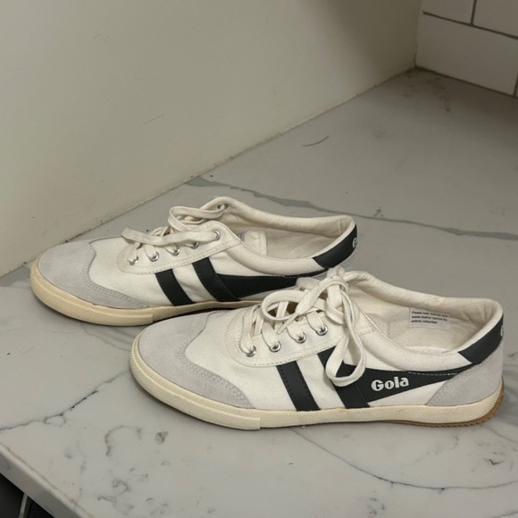 GOLA BADMINTON SNEAKERS WHITE  GREY WOMEN EU 41  USA 8 - FITS LIKE 9 - Picture 4 of 12